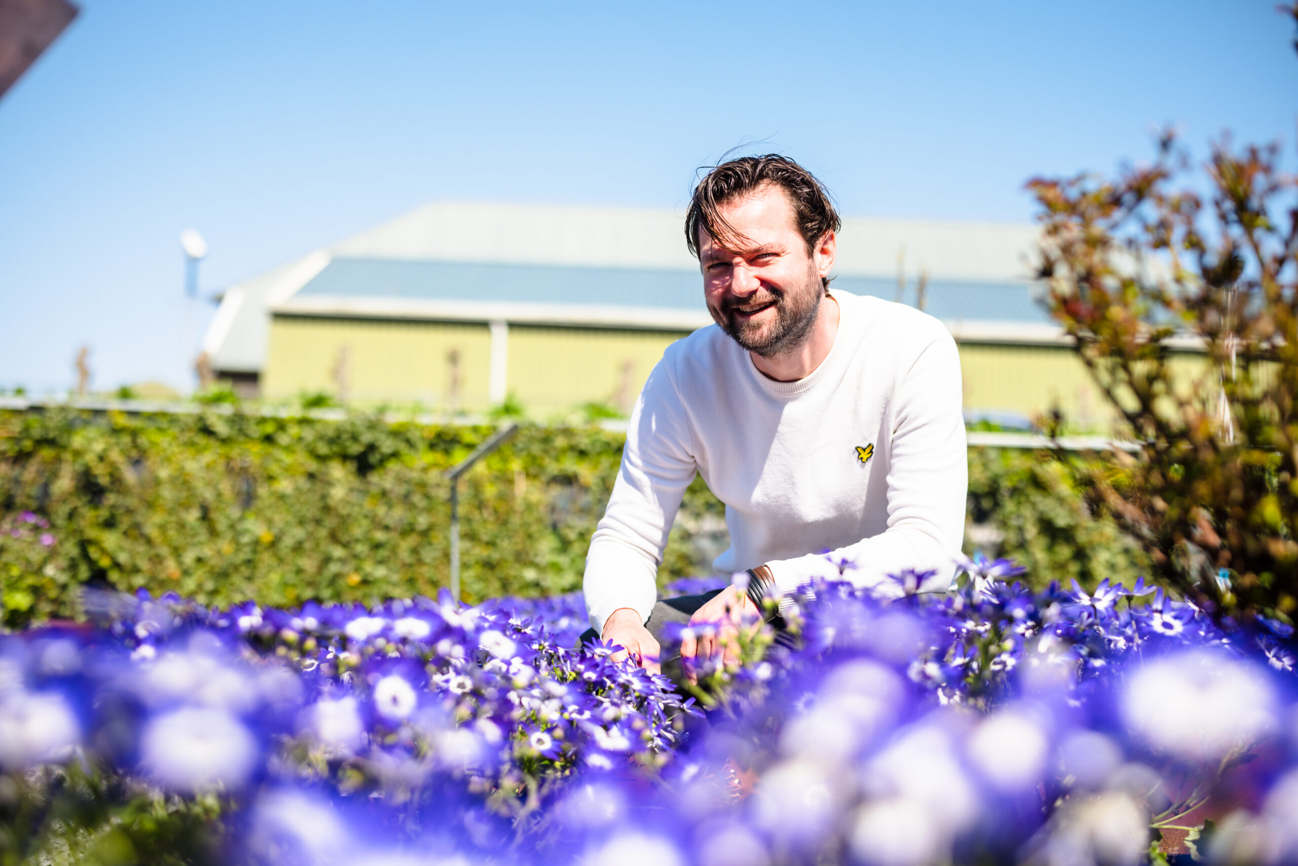 Portrait of Erwin Giezen working — Floricultural growth hacker